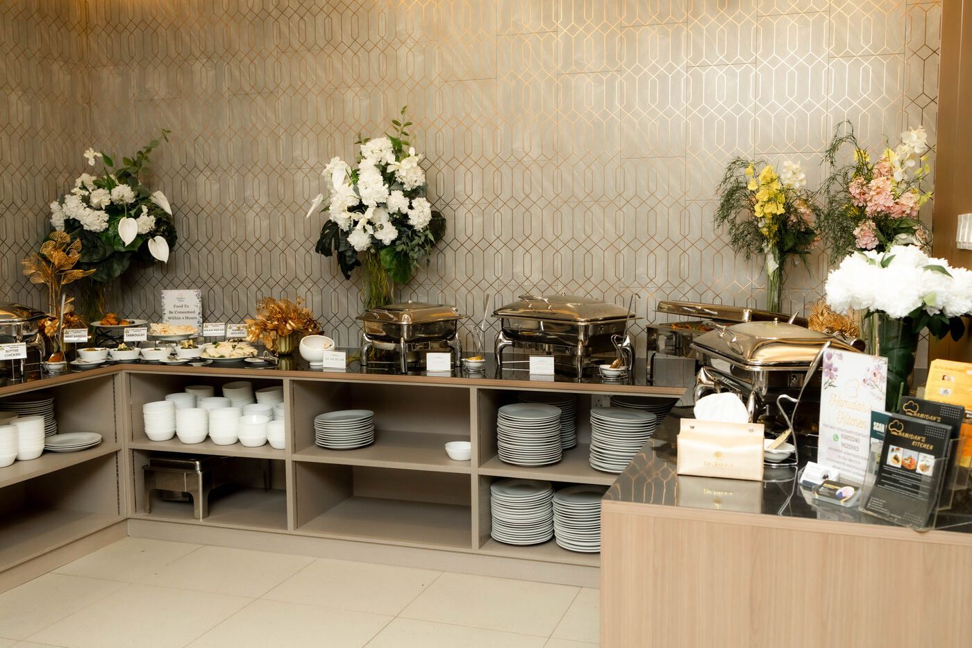 Halal buffet service set for guests